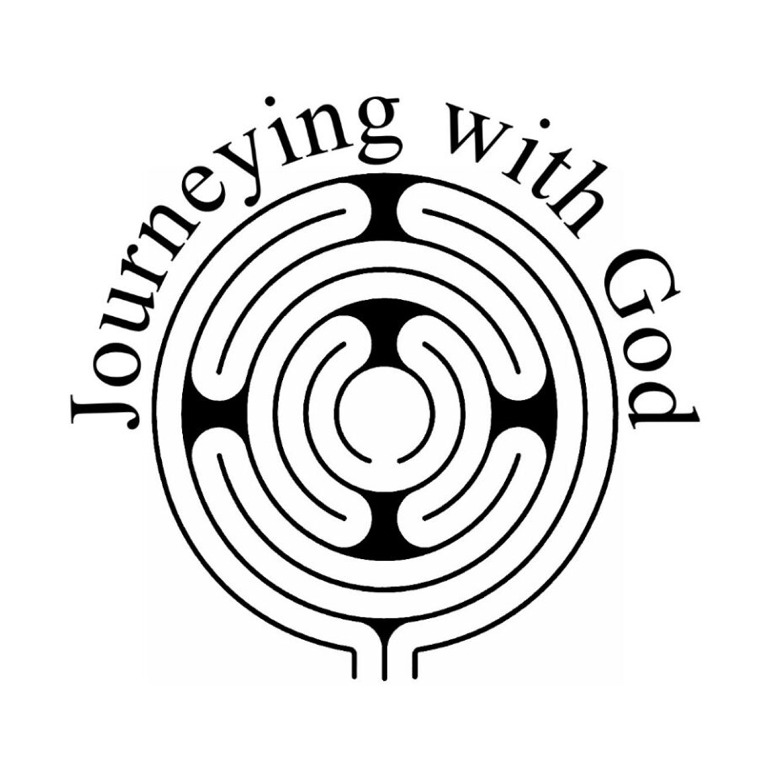 4411 Chislehurst labyrinth journeying with God1 1 768x739