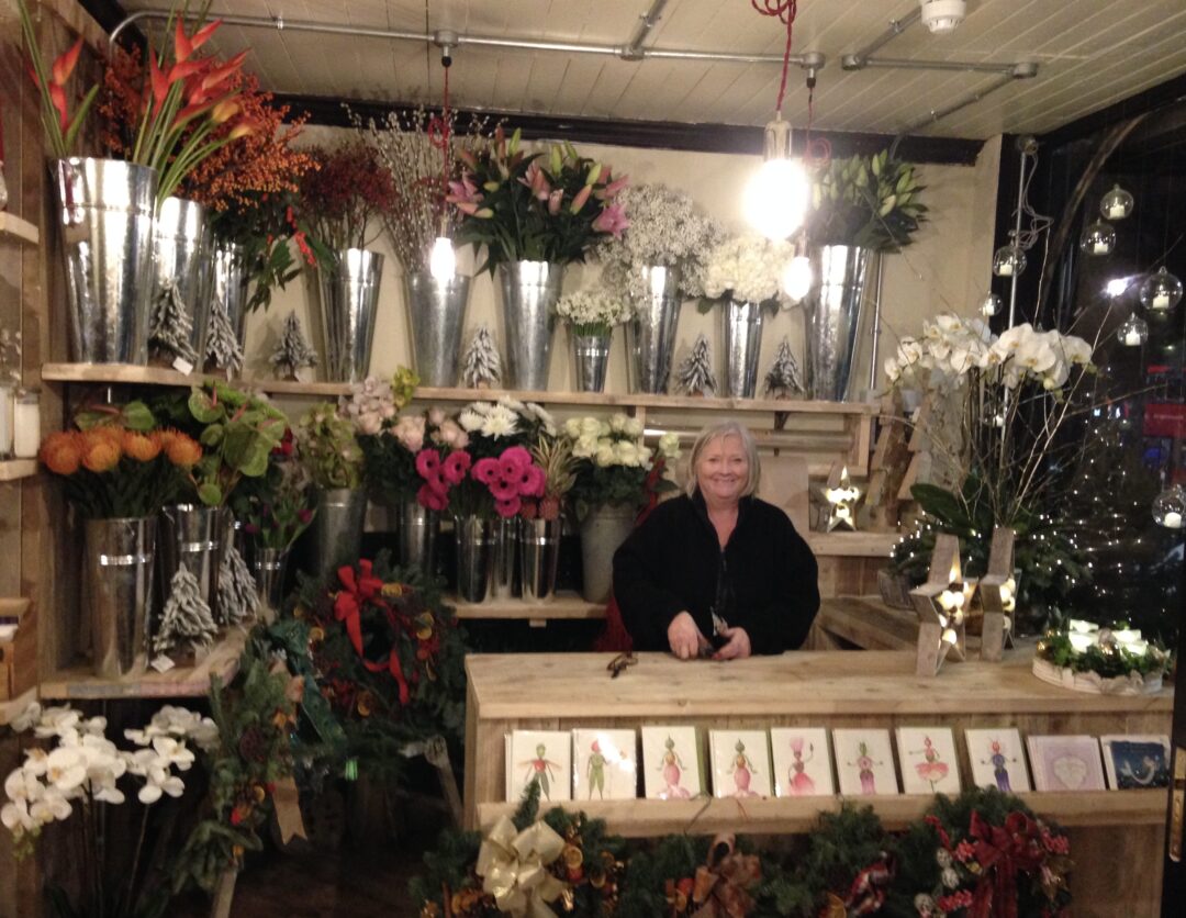 Roses Florist Visit Chislehurst