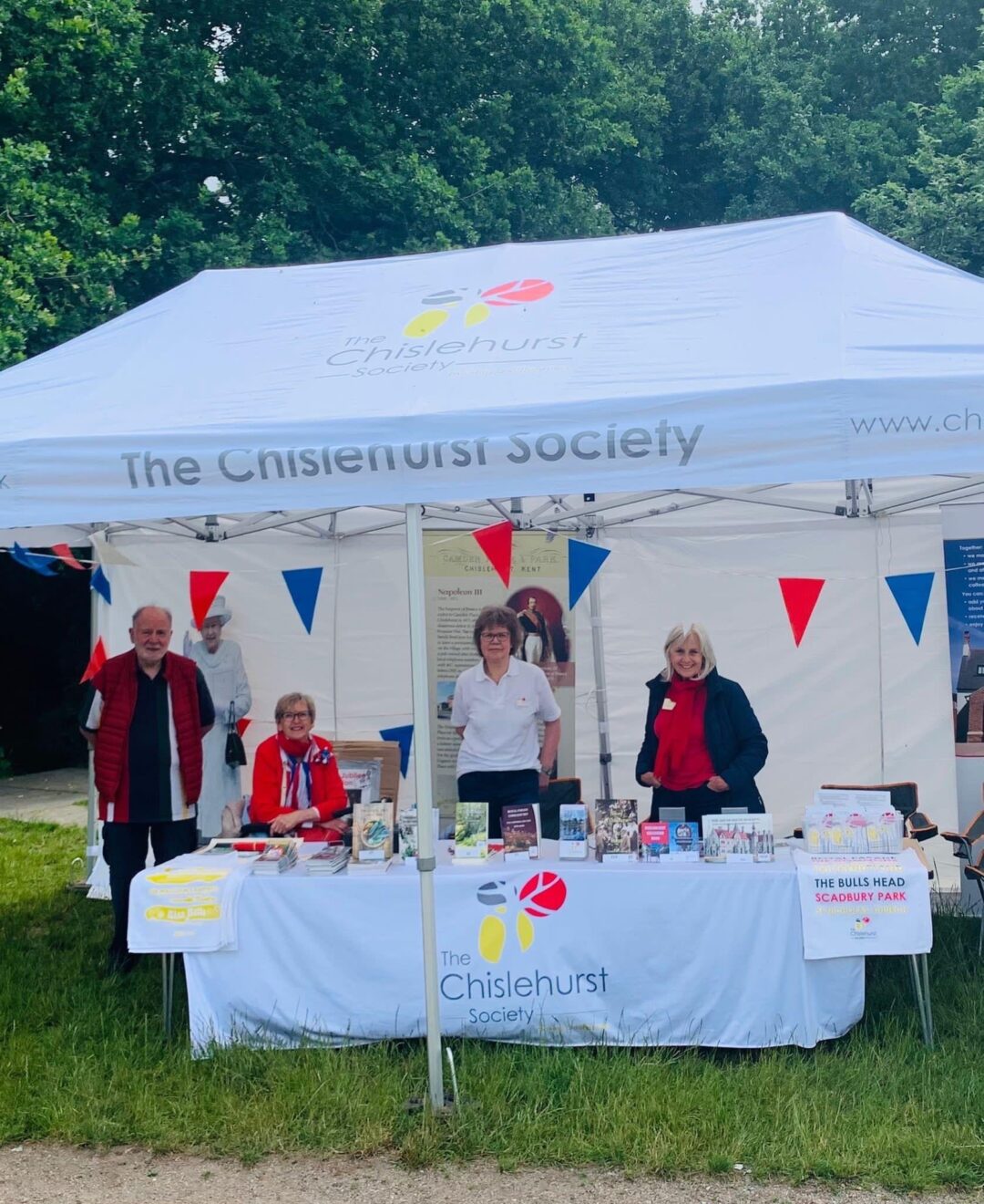 The Chislehurst Society Visit Chislehurst