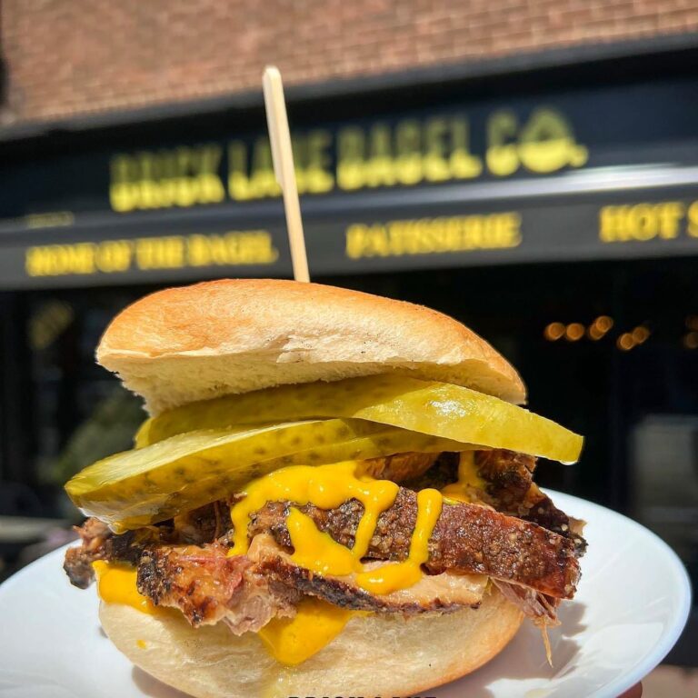 480921134 2480163098982507 1024318667760632049 n 768x768